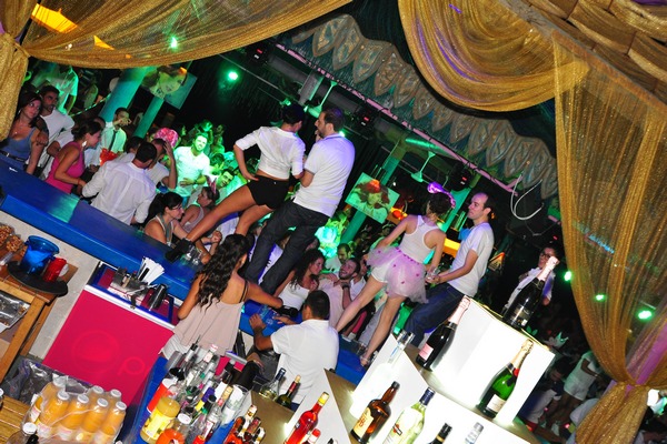 Saturday Night At Edde Sands